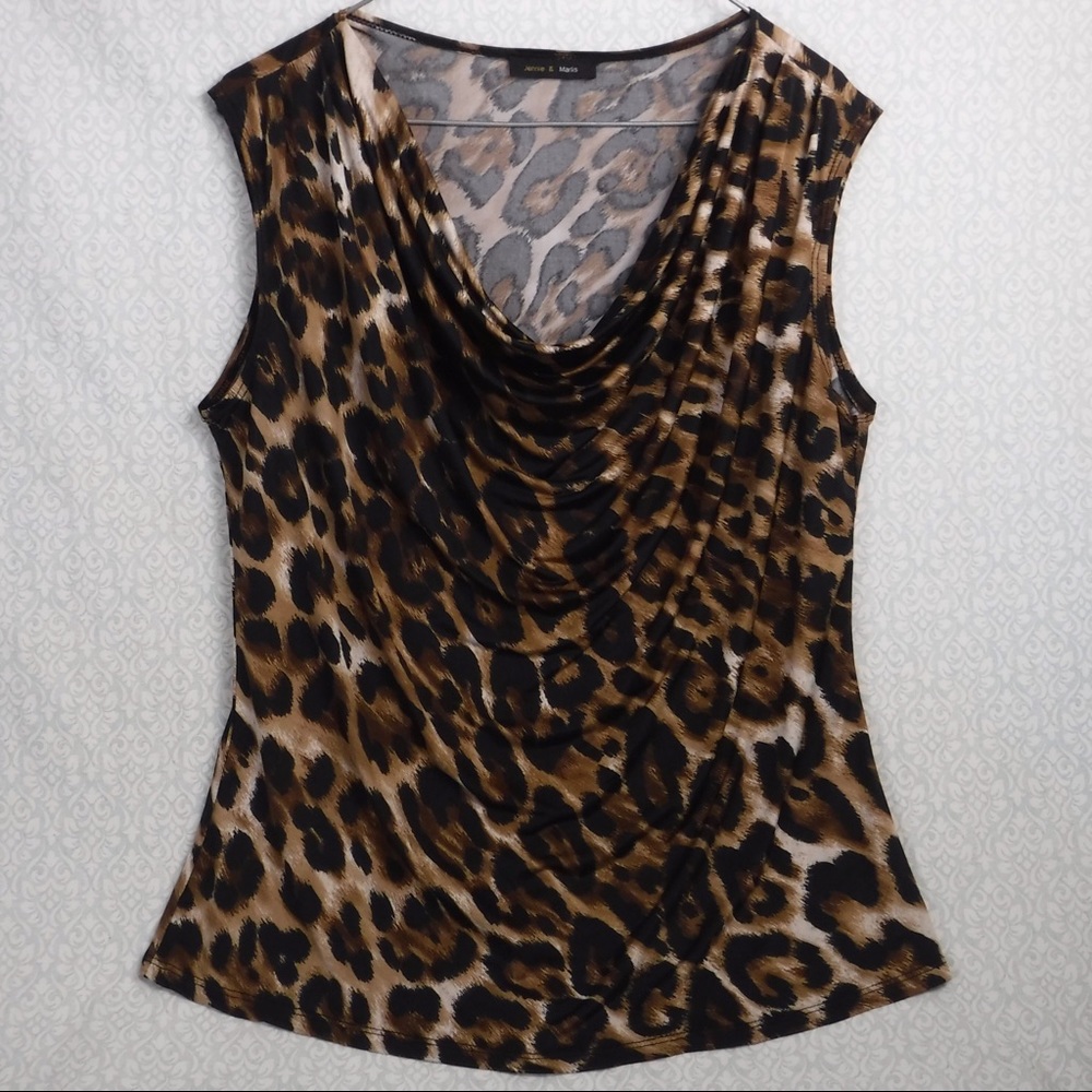 Scoop Neck Leopard Print Sleeveless Shirt